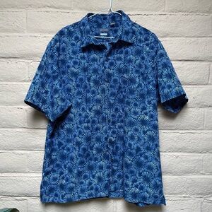Van Heusen Men's Blue Floral Button Down Shirt